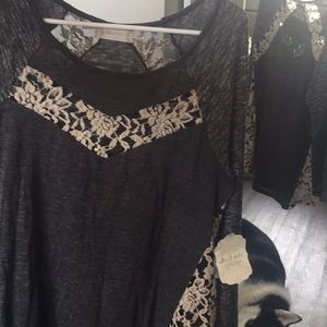 Altar’d state tunic never worn